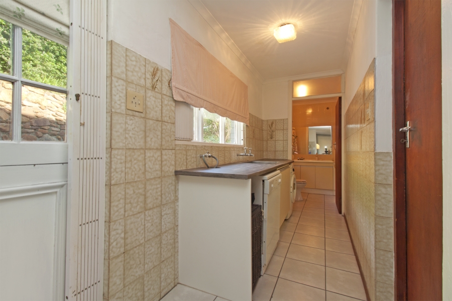 To Let 3 Bedroom Property for Rent in Glencairn Western Cape